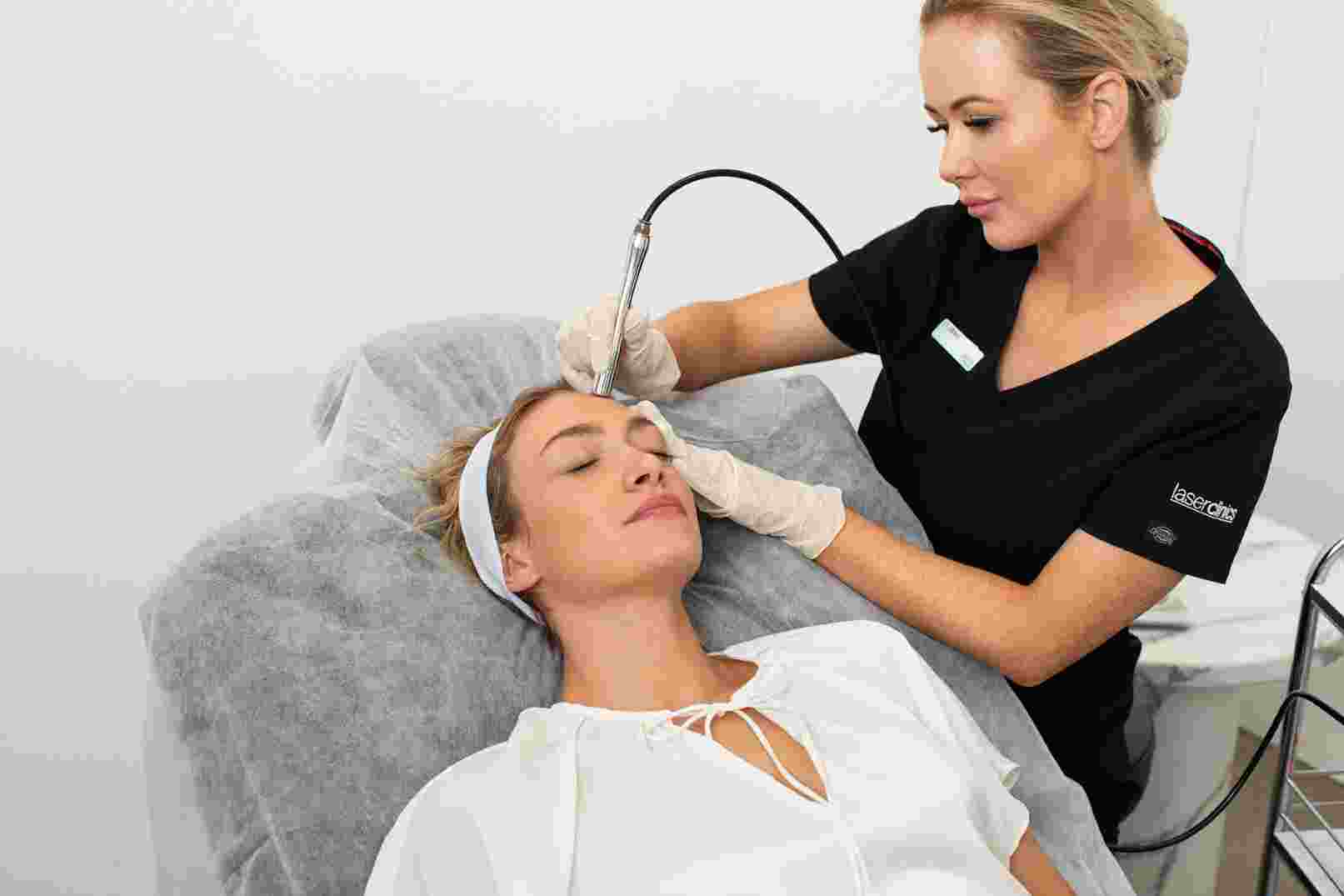 20210211_LCA_30_Carah Skin in Clinic_2714.jpg